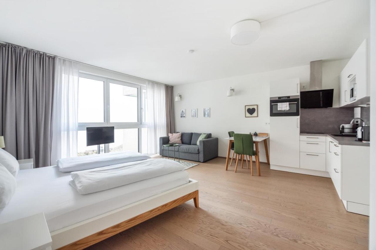 Quiet And Cozy Apartment Next To Mariahilfer Strasse And Naschmarkt With Ac, Minimum 30 Nights Wina Bagian luar foto