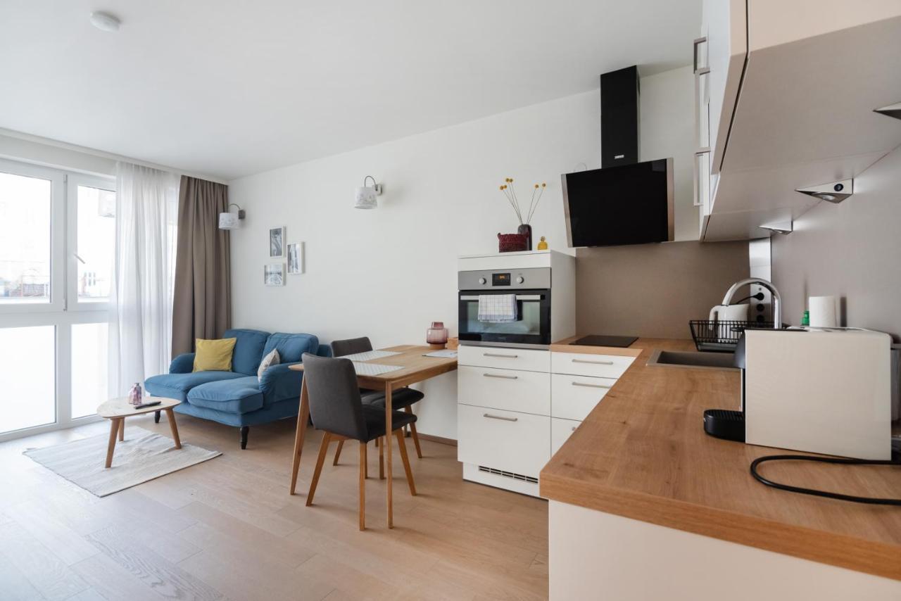 Quiet And Cozy Apartment Next To Mariahilfer Strasse And Naschmarkt With Ac, Minimum 30 Nights Wina Bagian luar foto